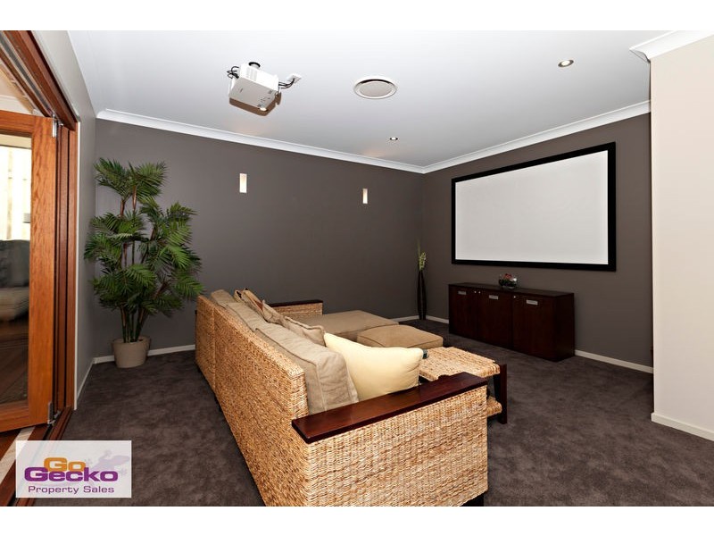 71 Woolshed Street, Ferny Hills QLD 4055