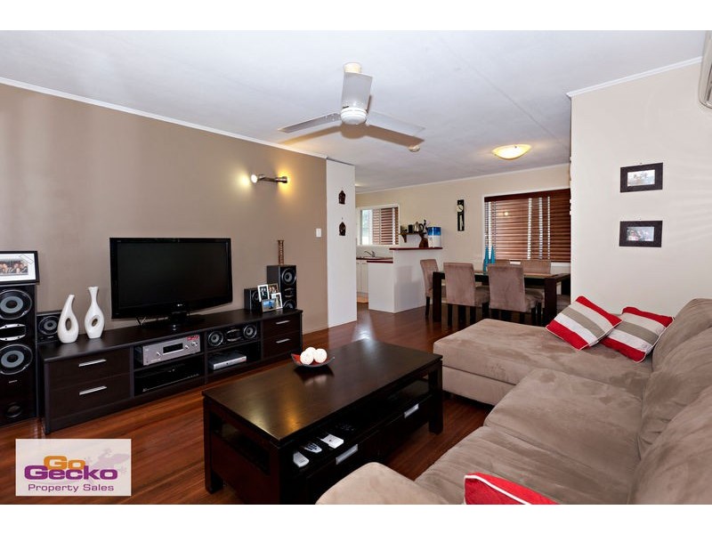 67 Kolora Crescent, Ferny Hills QLD 4055