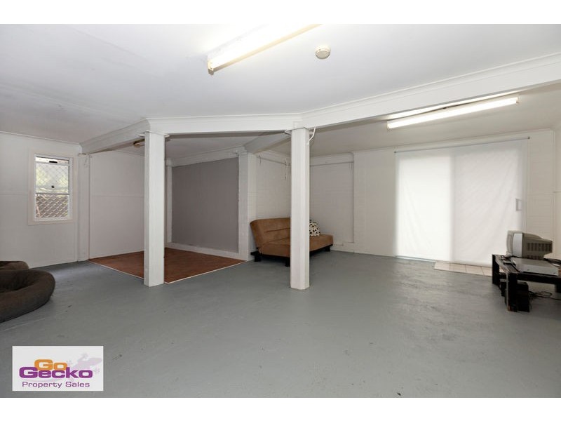 67 Kolora Crescent, Ferny Hills QLD 4055