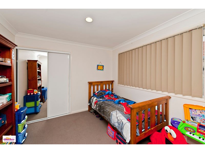 38 Kirralee Crescent, Upper Kedron QLD 4055