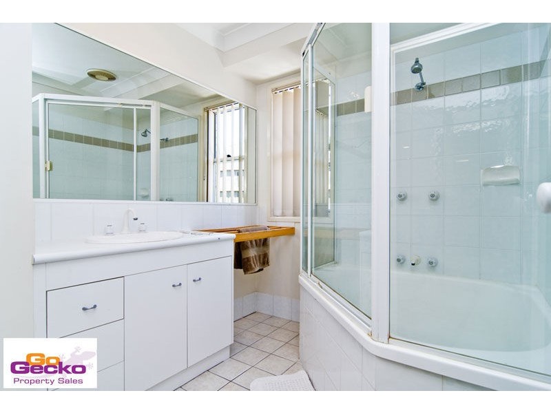 38 Kirralee Crescent, Upper Kedron QLD 4055