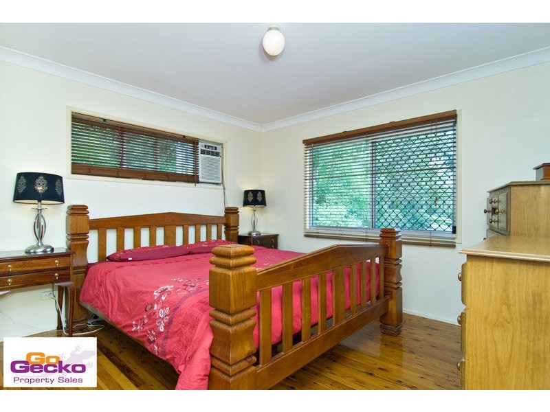 58 Cobbity Crescent, Arana Hills QLD 4054