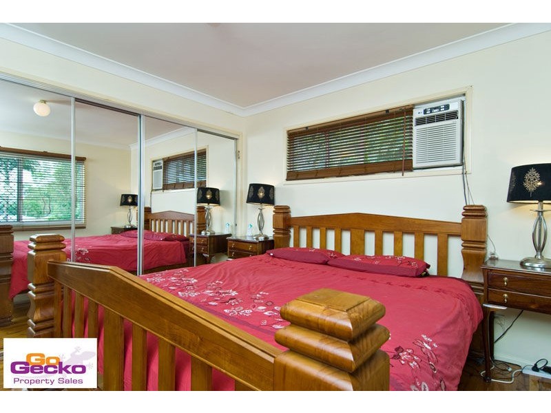 58 Cobbity Crescent, Arana Hills QLD 4054