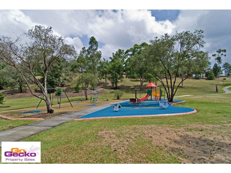 58 Cobbity Crescent, Arana Hills QLD 4054