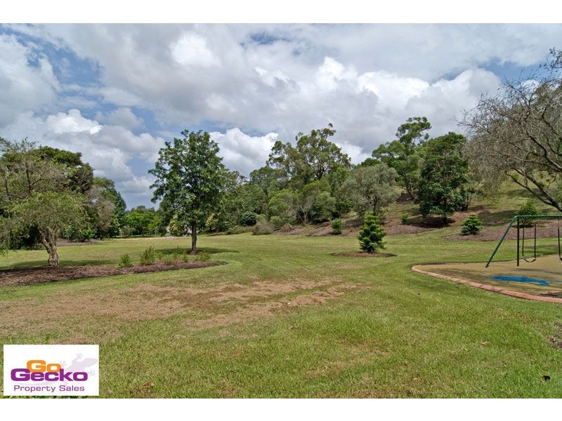 58 Cobbity Crescent, Arana Hills QLD 4054