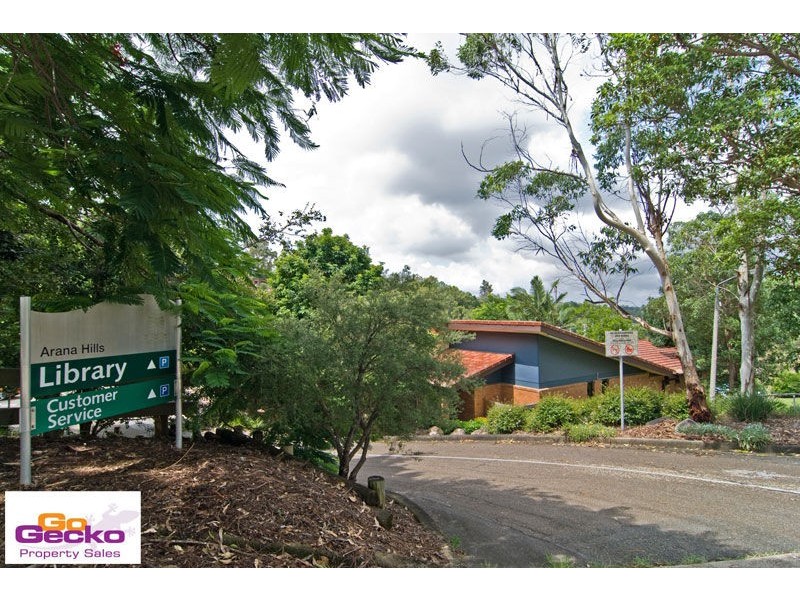 58 Cobbity Crescent, Arana Hills QLD 4054