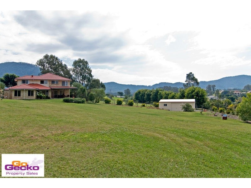 13 Meadowood Close, Samford QLD 4520