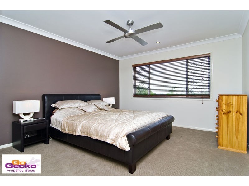 17 Evergreen Street, Mitchelton QLD 4053