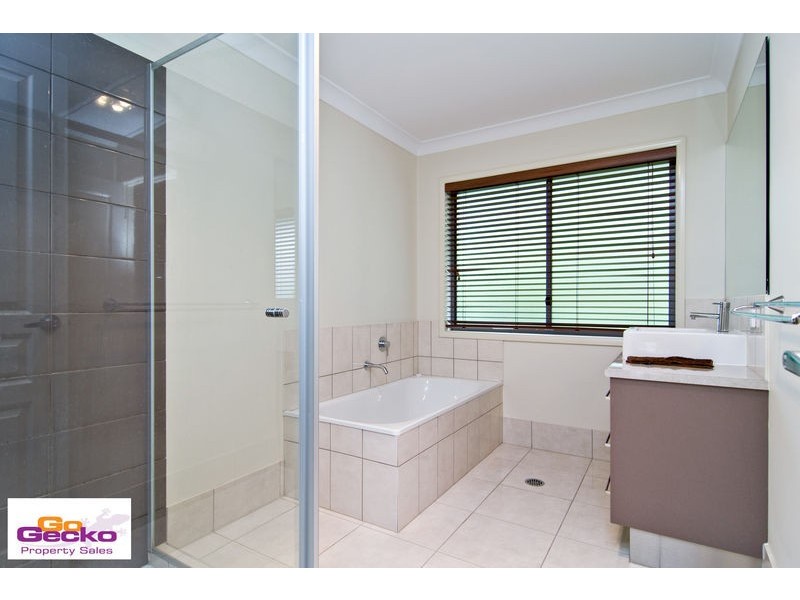17 Evergreen Street, Mitchelton QLD 4053