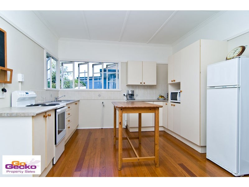 10 Rolleston Street, Keperra QLD 4054