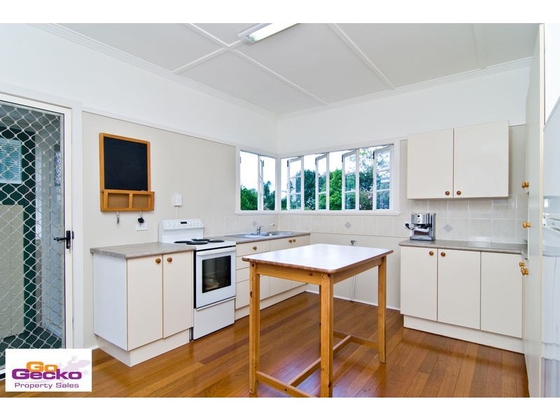 10 Rolleston Street, Keperra QLD 4054