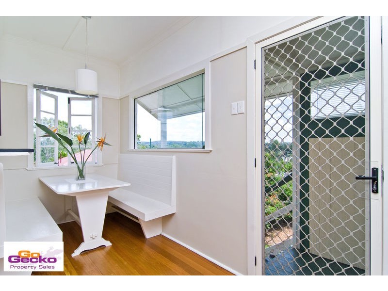 10 Rolleston Street, Keperra QLD 4054