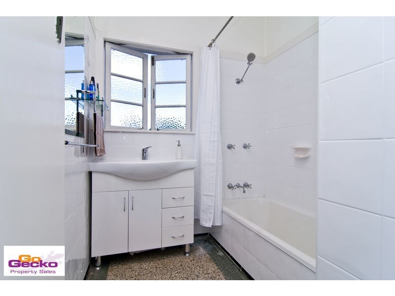 10 Rolleston Street, Keperra QLD 4054