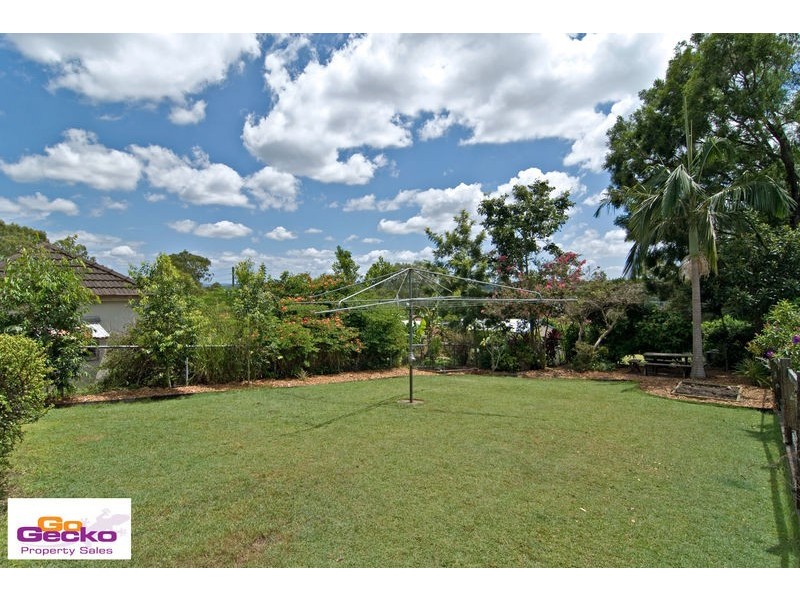 10 Rolleston Street, Keperra QLD 4054