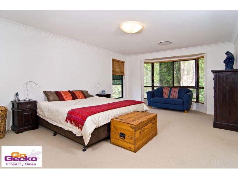 16 Balmoral Road, Samford QLD 4520