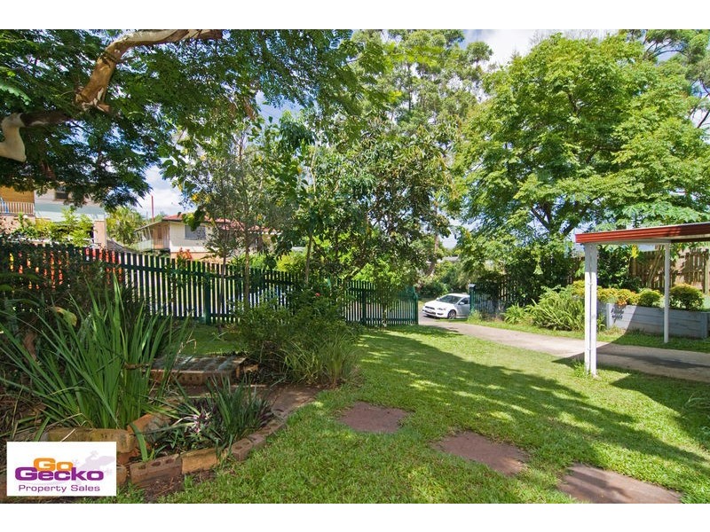 24 Reedan Street, Everton Park QLD 4053