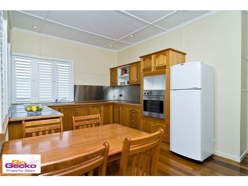 31 Railway Parade, Mitchelton QLD 4053