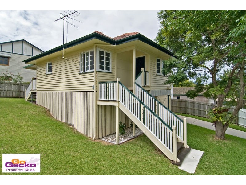 31 Railway Parade, Mitchelton QLD 4053