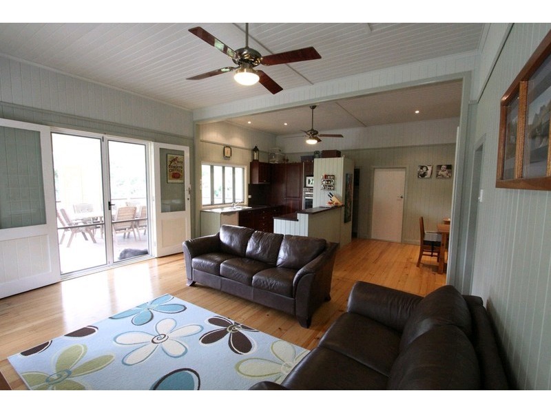 260 Hulcombe Road, Samford QLD 4520