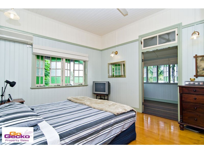 46 Rouen Road, Bardon QLD 4065