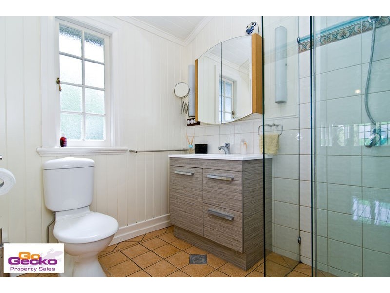 46 Rouen Road, Bardon QLD 4065