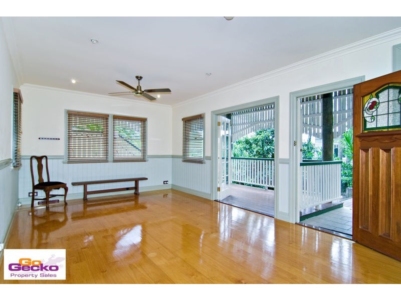 46 Rouen Road, Bardon QLD 4065