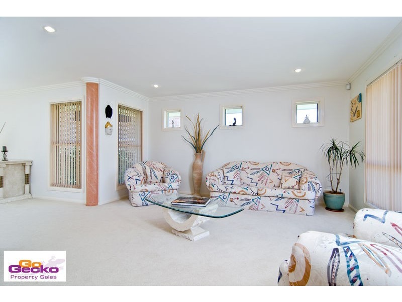 71 Streisand Drive, Mcdowall QLD 4053