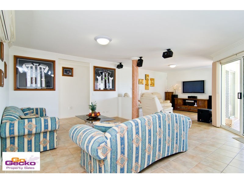 71 Streisand Drive, Mcdowall QLD 4053