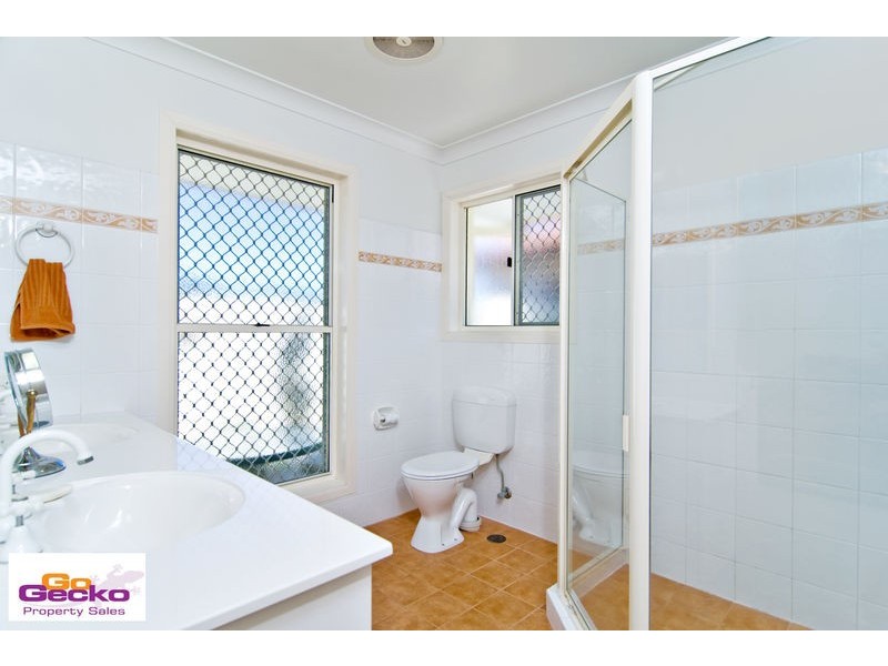 71 Streisand Drive, Mcdowall QLD 4053