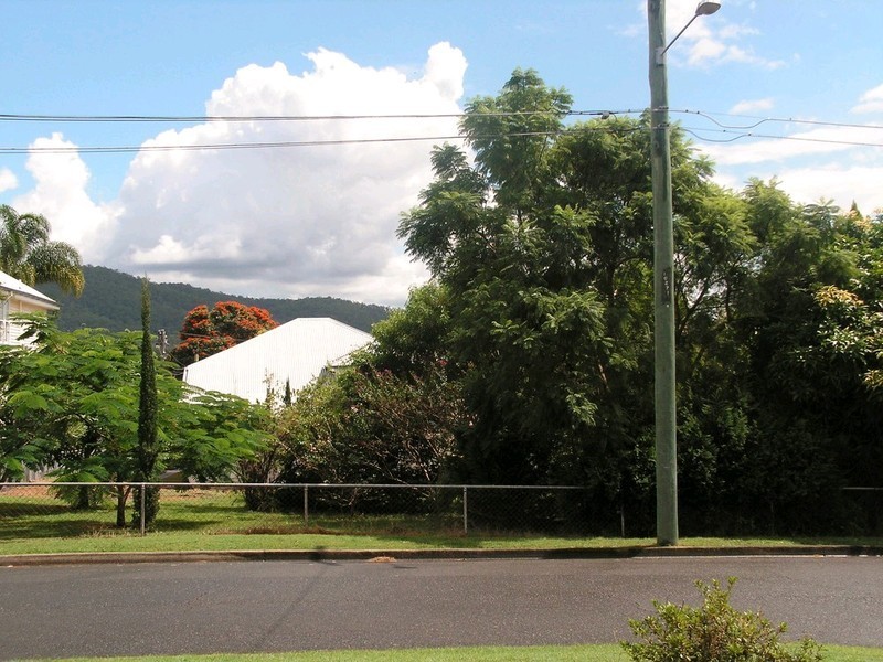 42 Shirley Street, Enoggera QLD 4051