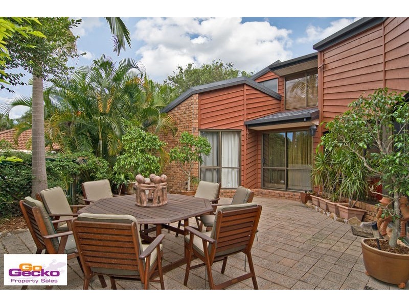 14 Leonarda Drive, Arana Hills QLD 4054