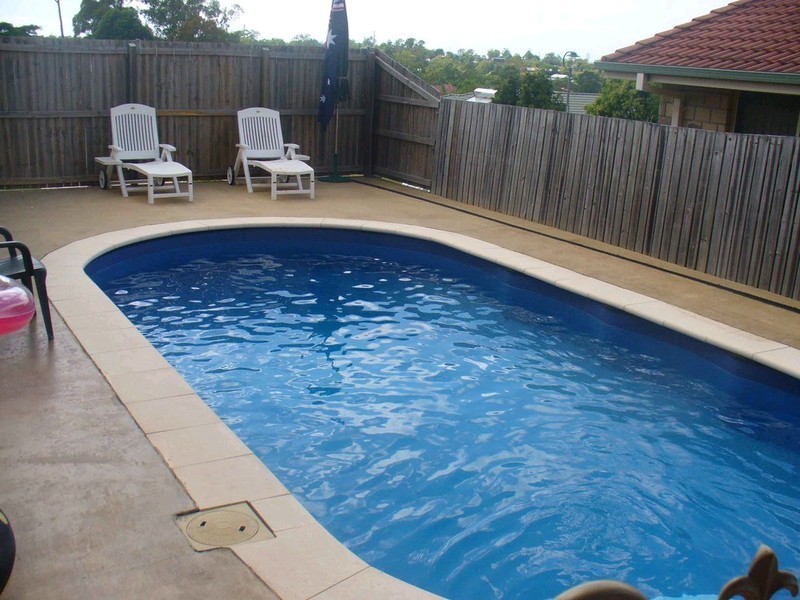 60 Reginald Avenue, Arana Hills QLD 4054