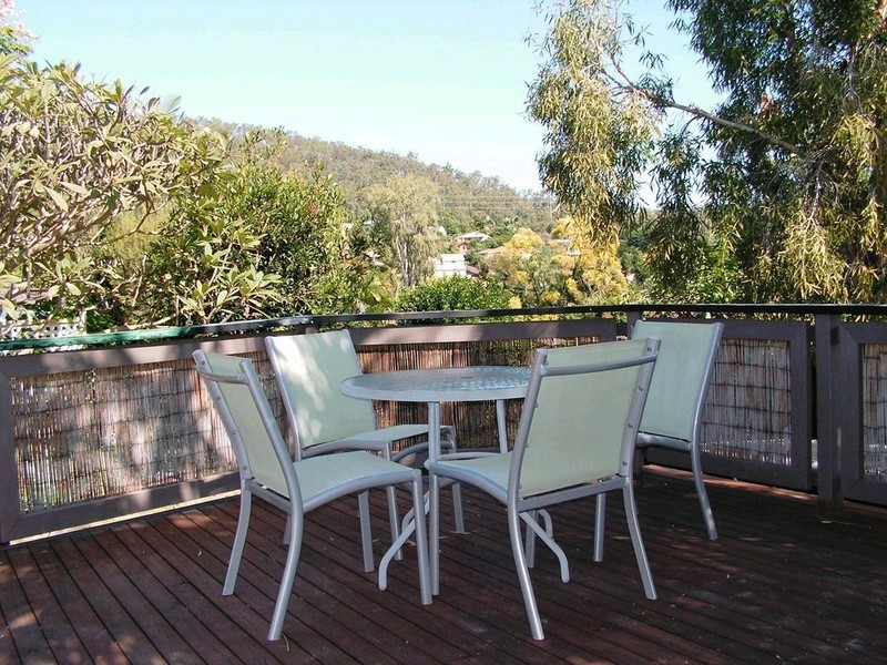 8 Burnett Street, Keperra QLD 4054