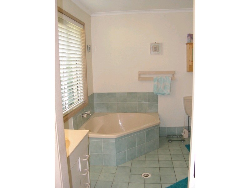 8 Burnett Street, Keperra QLD 4054