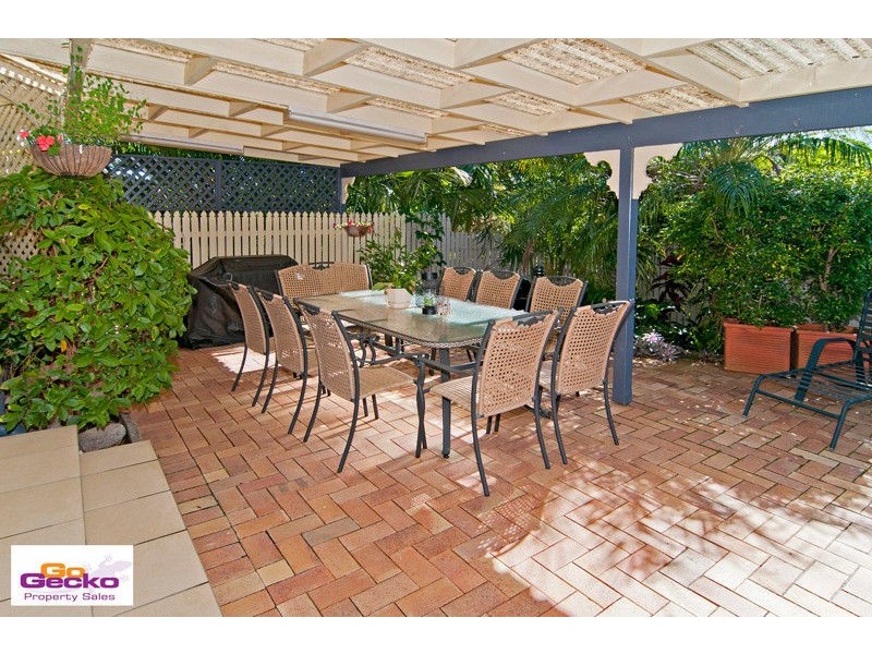 8 Lazenby Street, Mcdowall QLD 4053