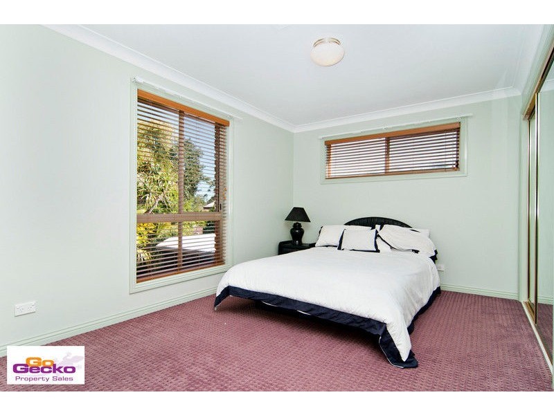 8 Lazenby Street, Mcdowall QLD 4053