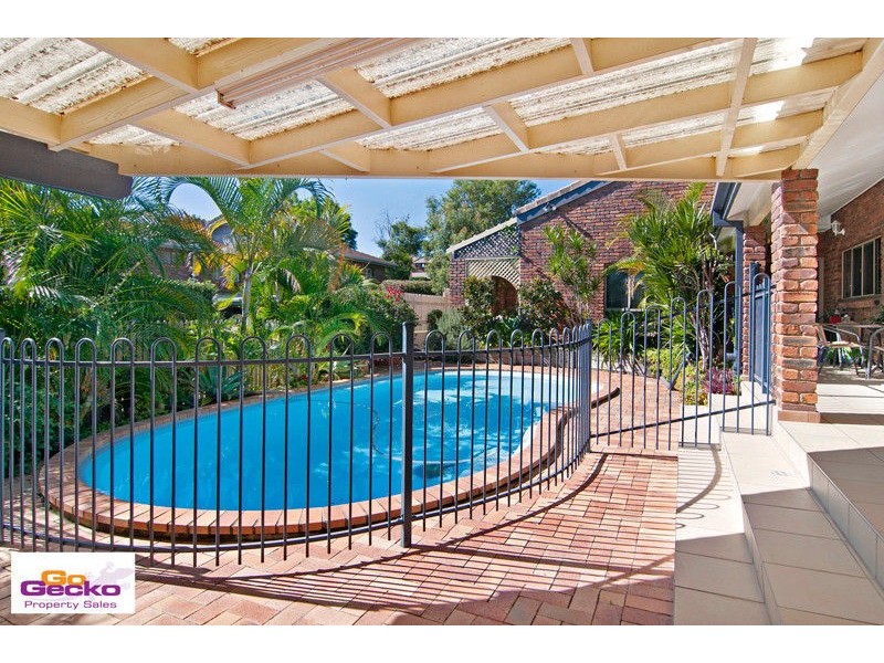8 Lazenby Street, Mcdowall QLD 4053