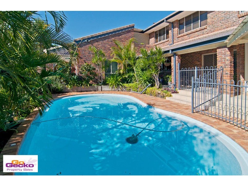 8 Lazenby Street, Mcdowall QLD 4053