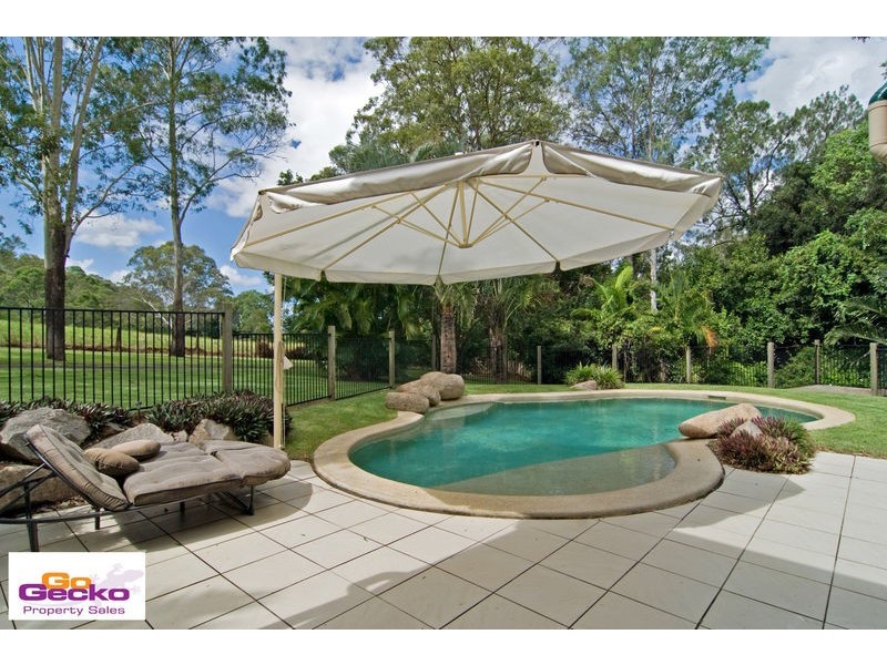 7 Gibbons Road, Samford Valley QLD 4520