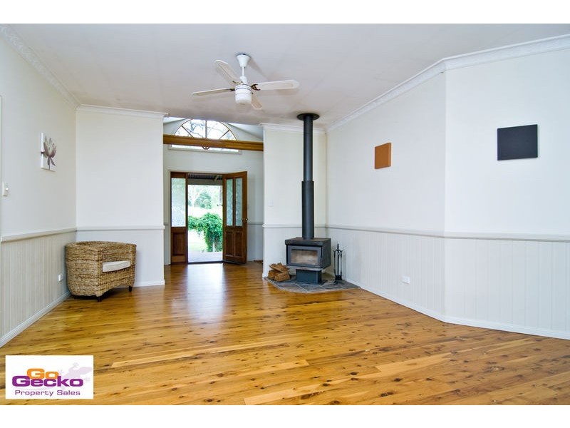 7 Gibbons Road, Samford Valley QLD 4520