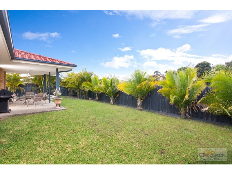 42 Dillon Road, The Gap QLD 4061