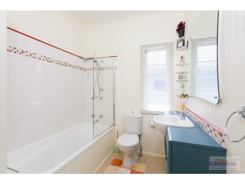 4 Elkhorn Street, Enoggera QLD 4051