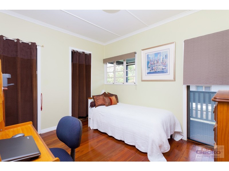 4 Elkhorn Street, Enoggera QLD 4051