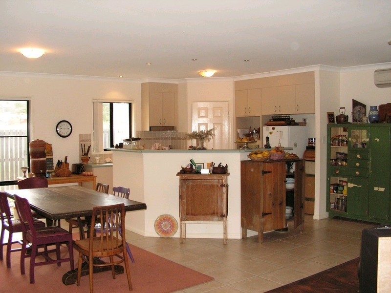 16 Mary Ring Drive, Samford Village QLD 4520