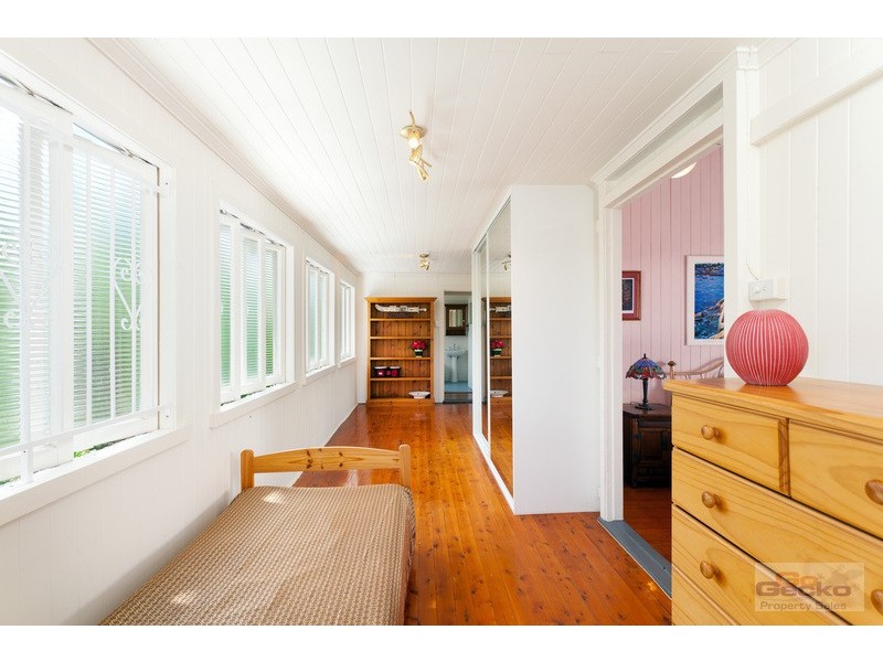 49 McLean Parade, Ashgrove QLD 4060