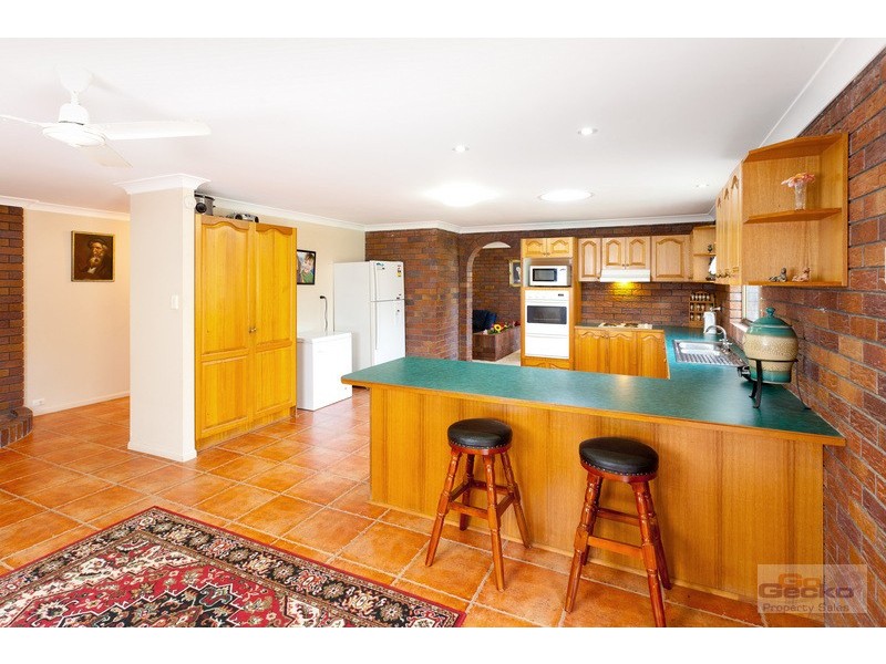 23 Upper Camp Mountain Road, Camp Mountain QLD 4520