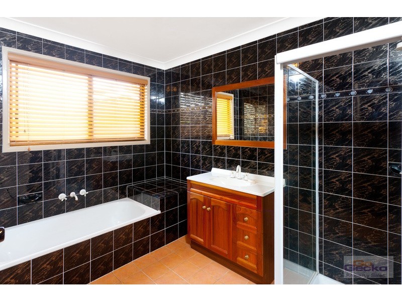 23 Upper Camp Mountain Road, Camp Mountain QLD 4520