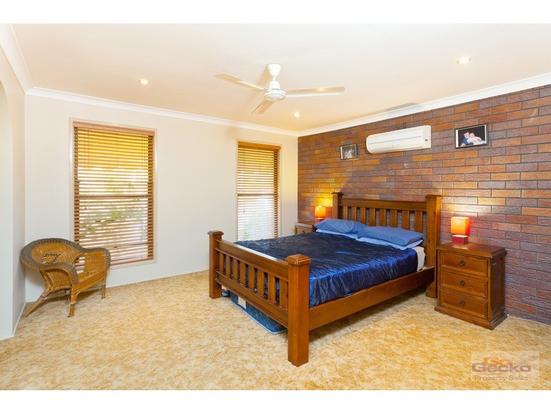 23 Upper Camp Mountain Road, Camp Mountain QLD 4520