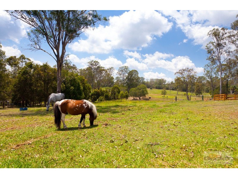 23 Upper Camp Mountain Road, Camp Mountain QLD 4520