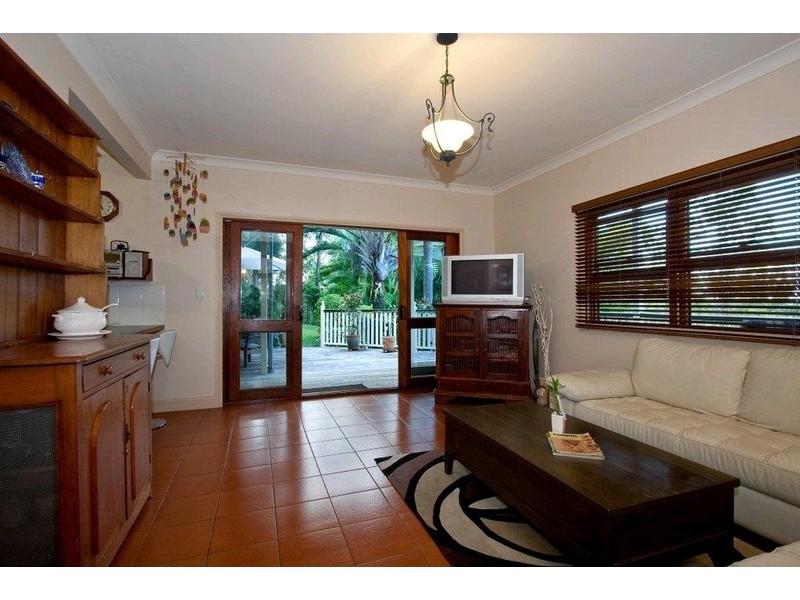 4 Springfield Court, Wights Mountain QLD 4520